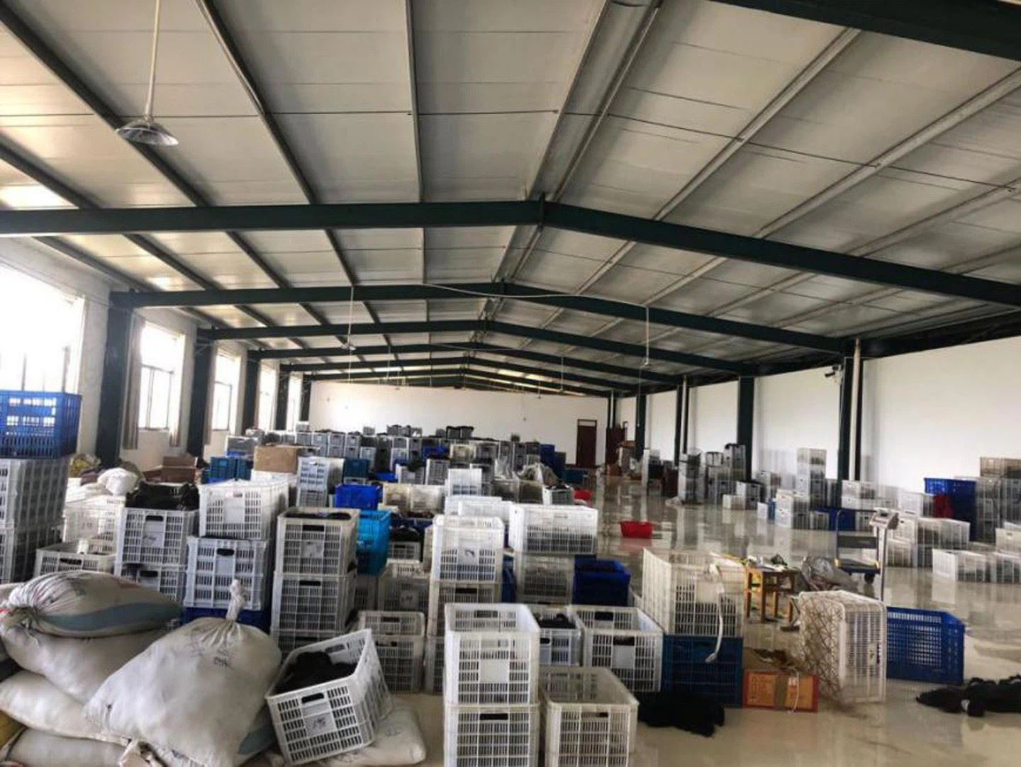 WAREHOUSE